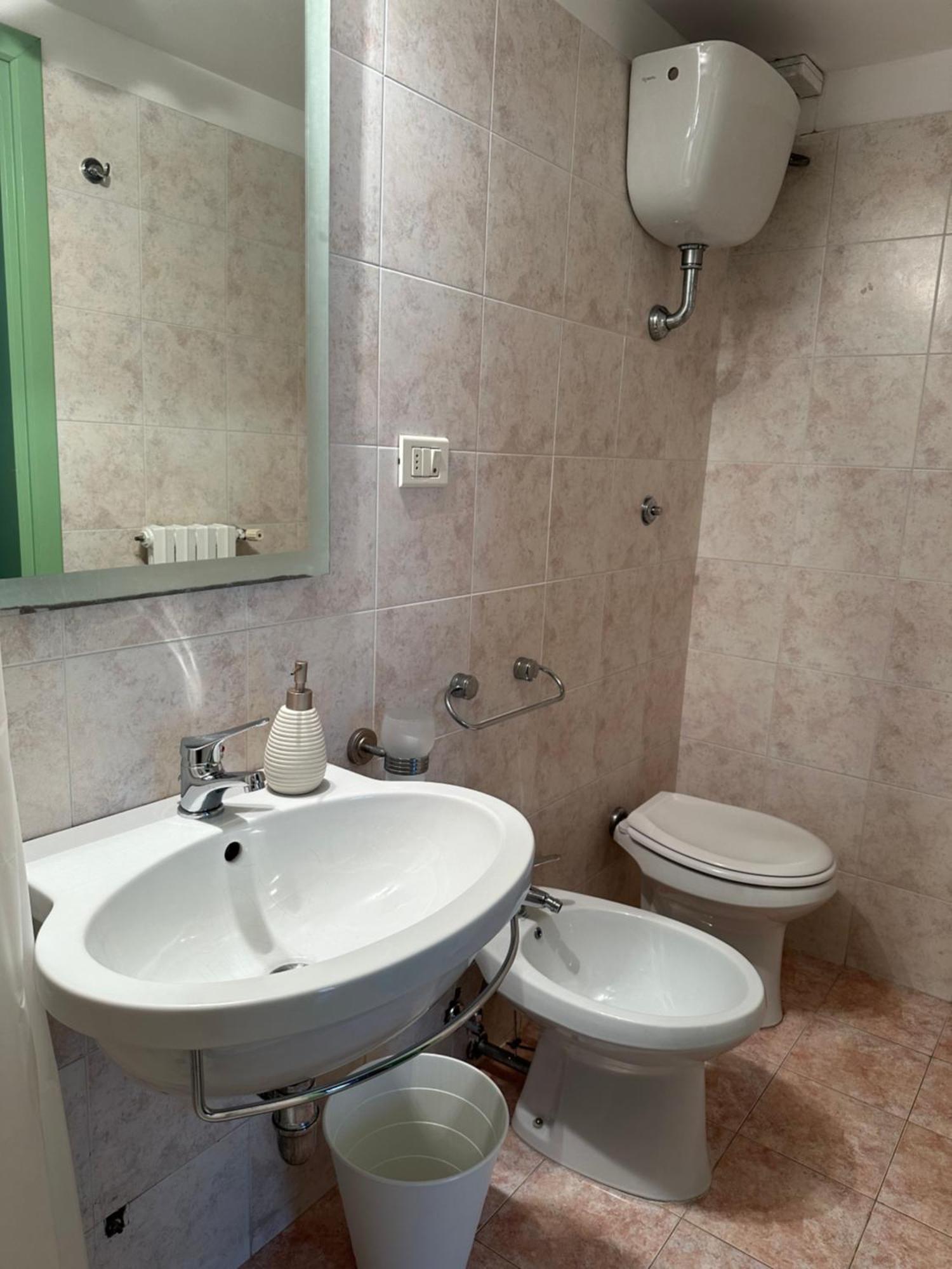 Palazzo Dei Pavoni Apartment Бриндизи Екстериор снимка